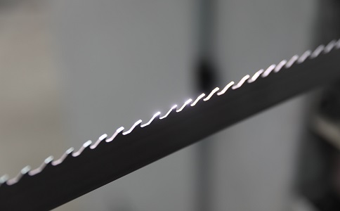 临高双金属带锯条产生切削噪音的原因具体有哪些？
